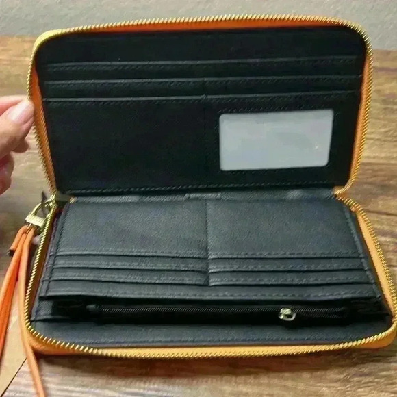 Steve Madden Sweet Manderine Wrist Wallet - Picture 4 of 4